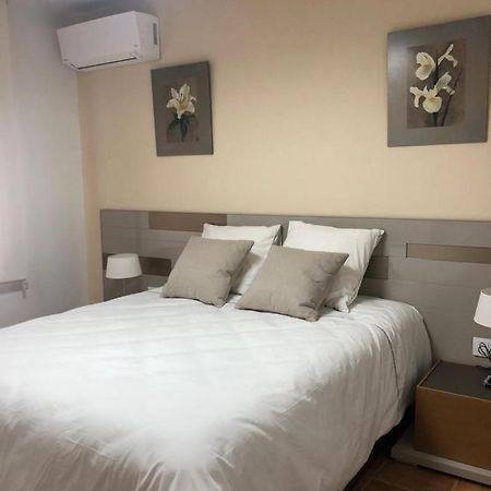 Ferienwohnung Piso Nuevo Plaza De La Constitucion Sta Cruz De La Zarza Santa Cruz de la Zarza Exterior foto