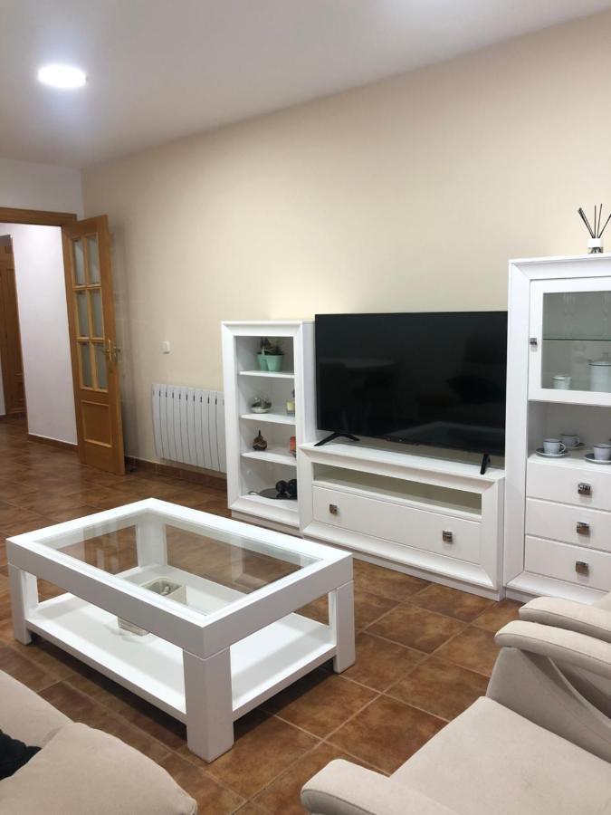 Ferienwohnung Piso Nuevo Plaza De La Constitucion Sta Cruz De La Zarza Santa Cruz de la Zarza Exterior foto